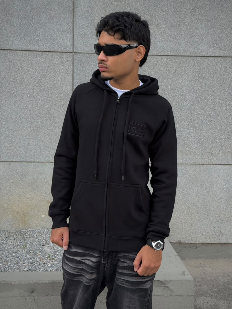 Oakley negro logo negro