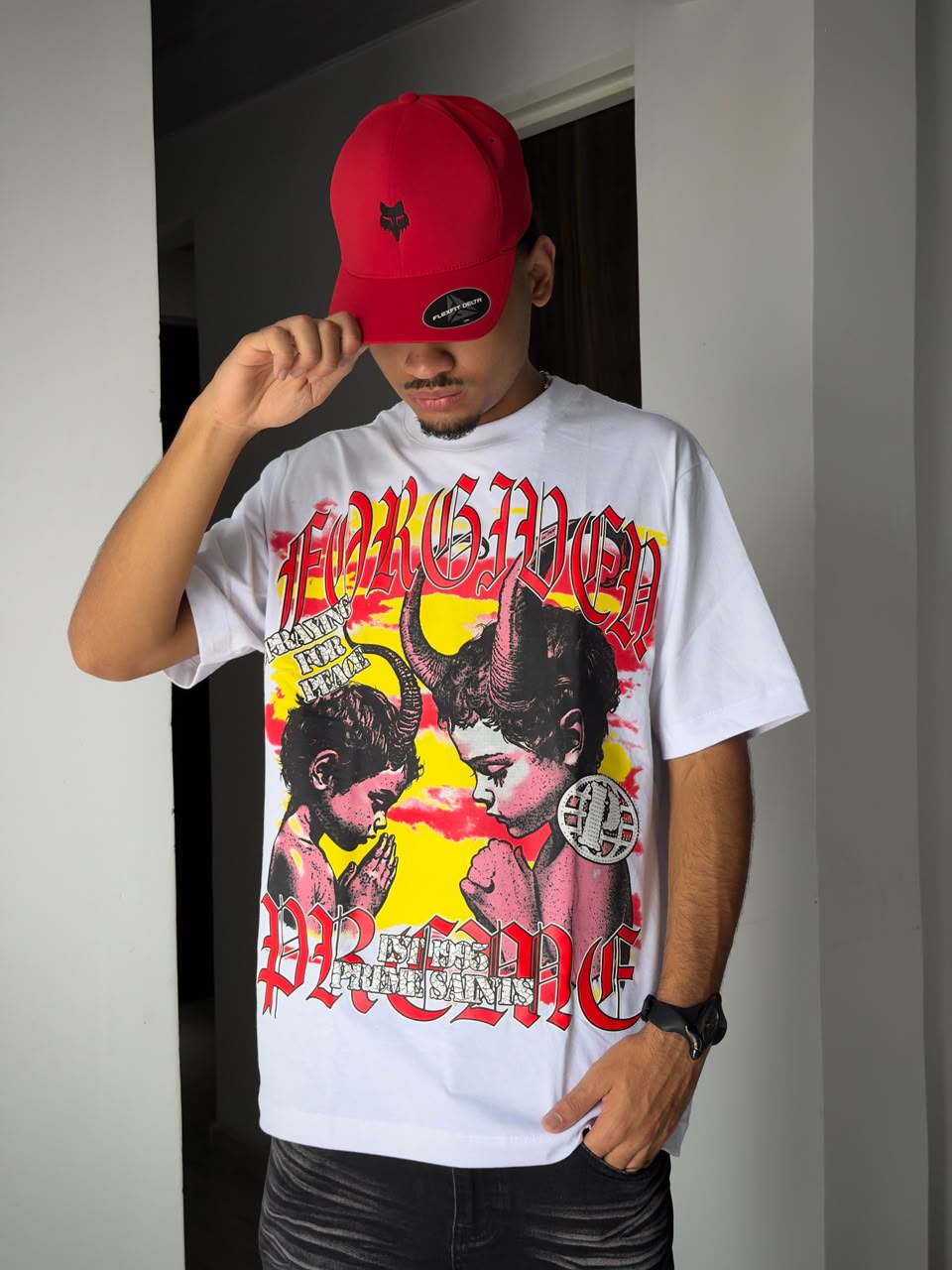 CAMISETA BLANCA ESTAMPADO MULTICOLOR