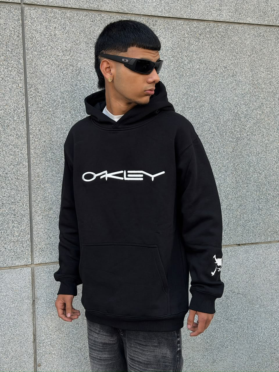Oakley Skull letras blancas