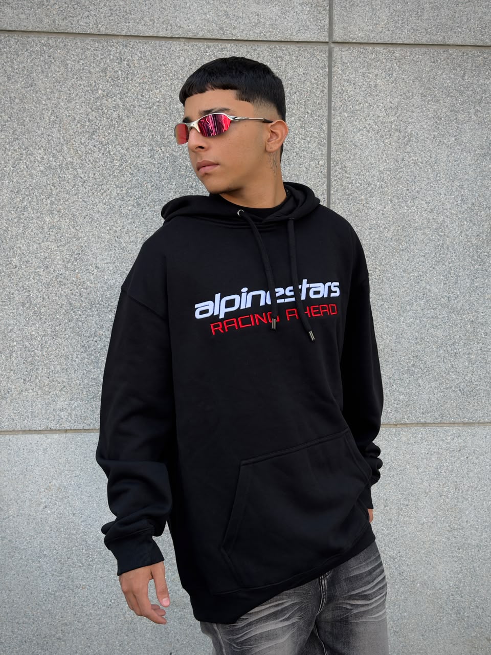 Alpinestar negro letras blancas y rojas