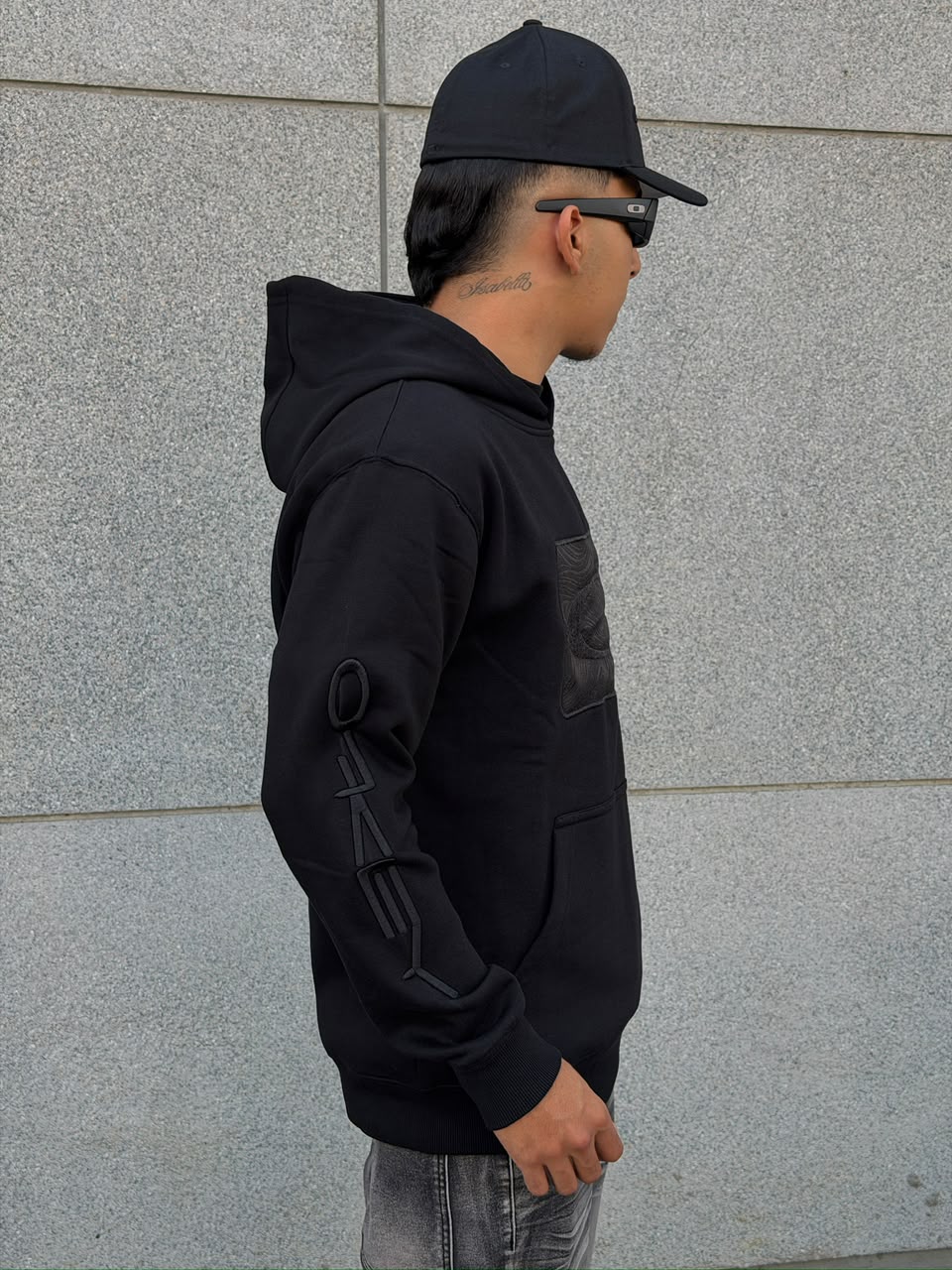 Oakley piscodelico negro logo negro