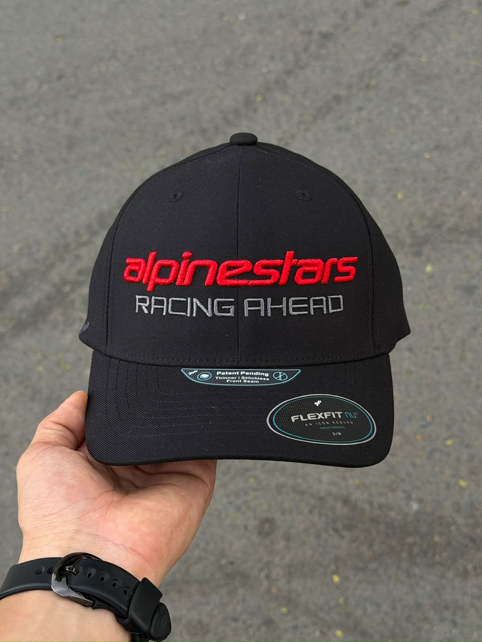 Gorra Alpinestars Flexflit negra logo rojo