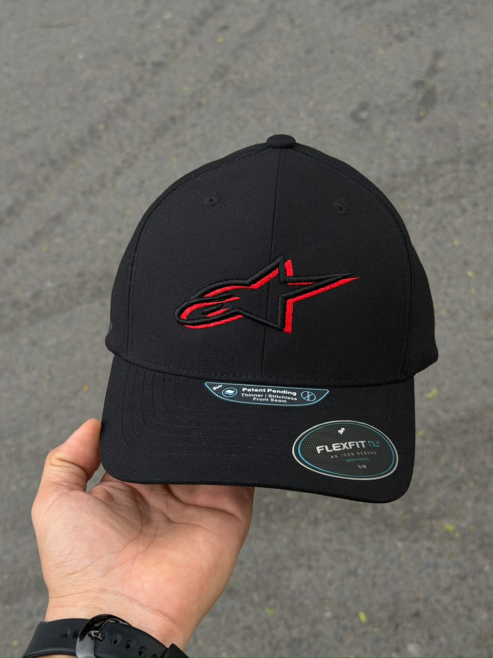 Gorra Alpinestars Flexflit negra logo negro-rojo