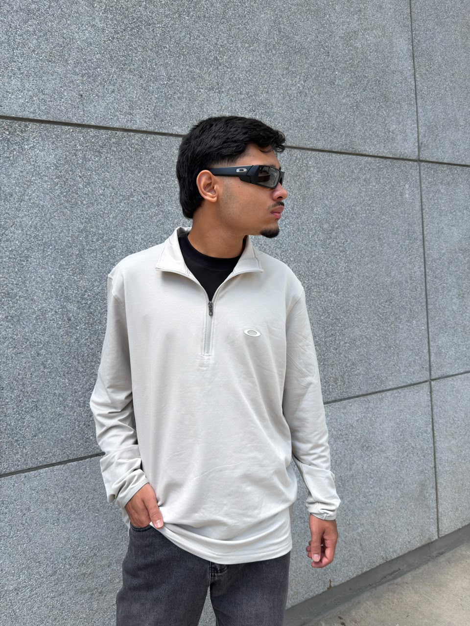 Oakley Half Zipper Negro