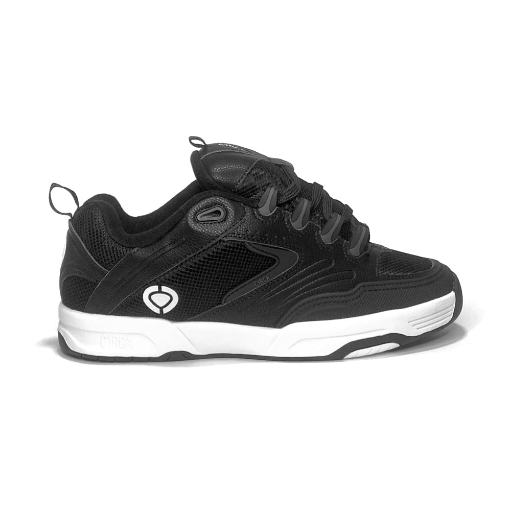 C1RCA 702.0 BLACK WHITE — vista 1