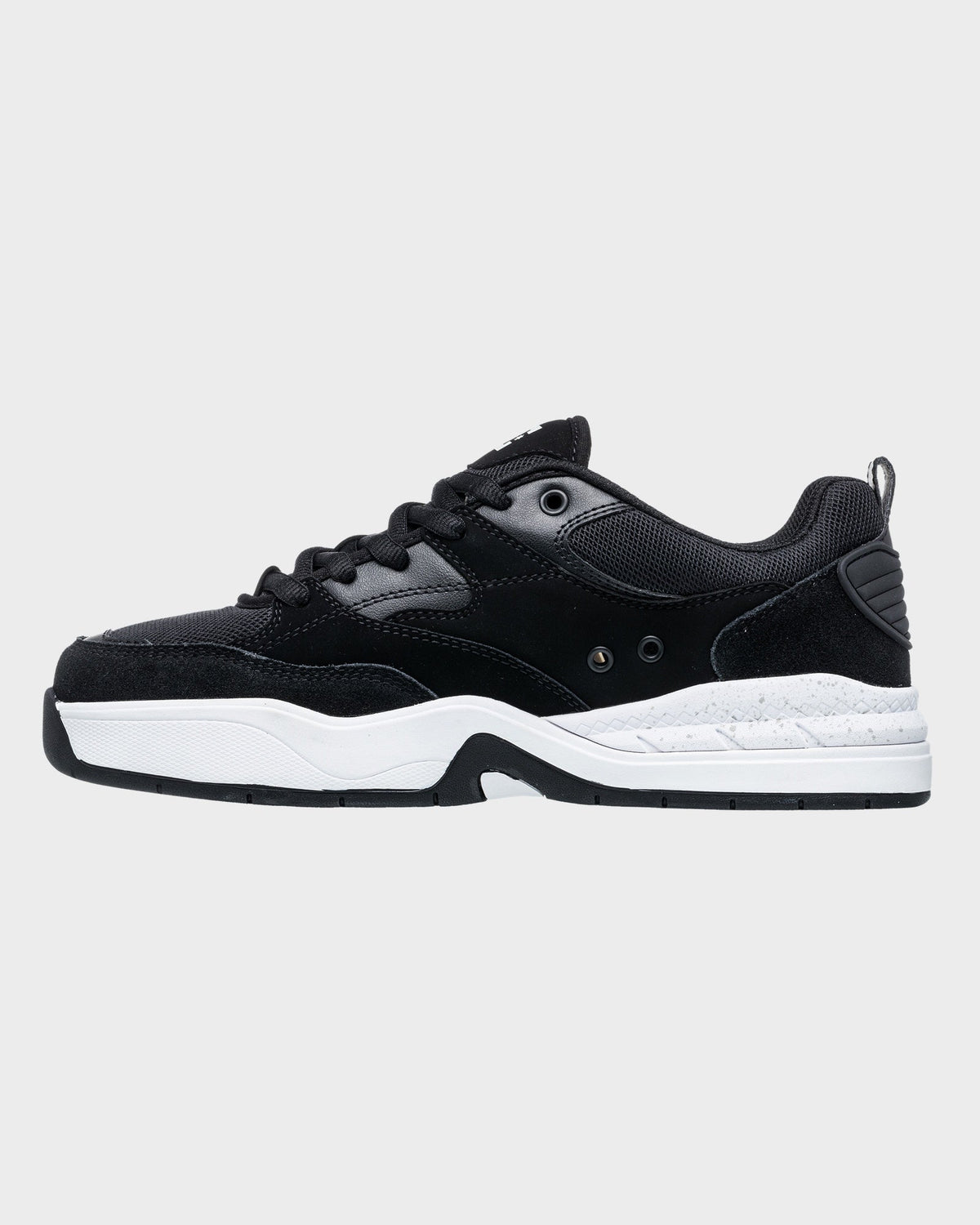 DC ASCEND BLACK WHIT
