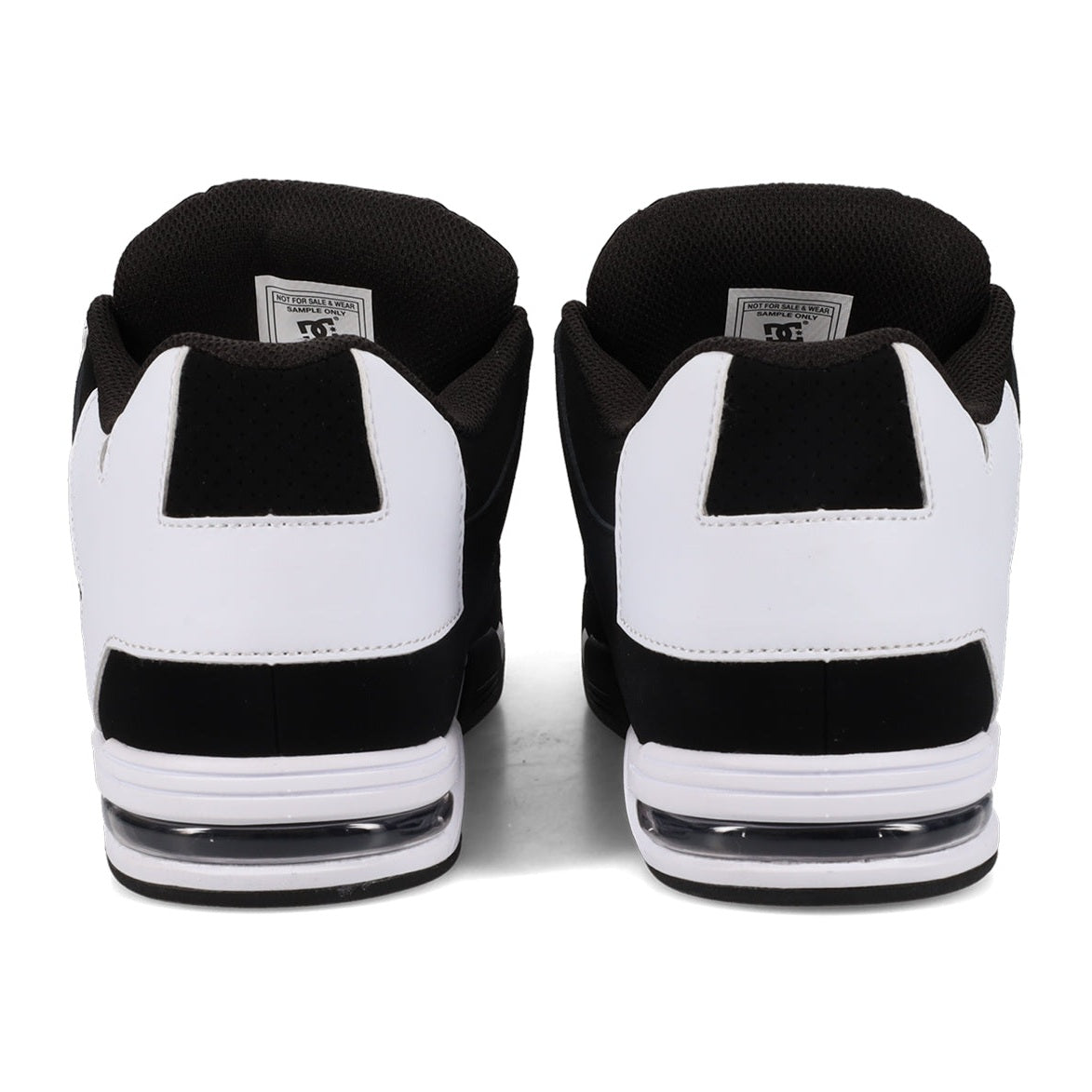 DC COMMAND BLACK WHITE — vista 3