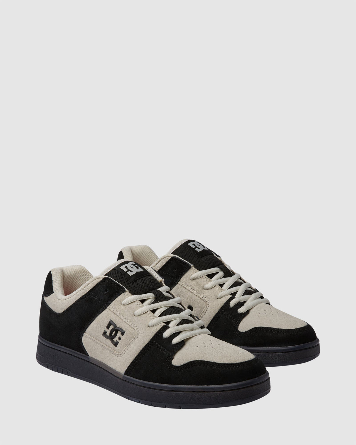 DC MANTECA 4 S WHITE BLACK